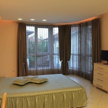 Stela Guest House تساريفو المظهر الخارجي الصورة